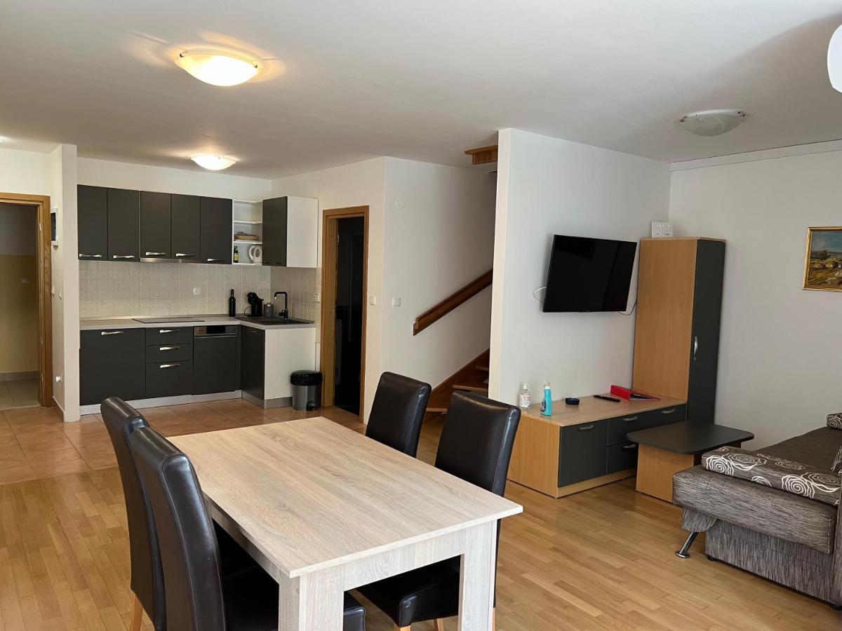 Apartmani Funda BOL Exterior foto